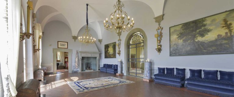 Villa Gamberaia Tuscany Slider